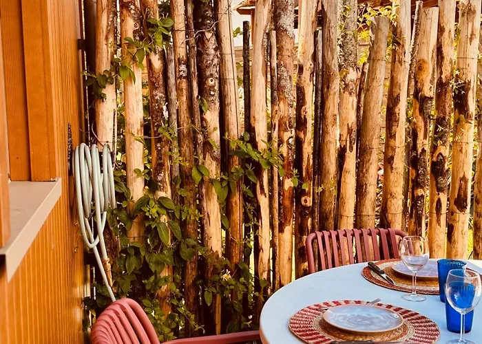 Sam Suffit 2 Maisons 6 14 Pers 150 M De La