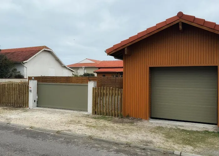 Sam Suffit 2 Maisons 6 14 Pers 150 M De La Villa Biscarrosse-Plage